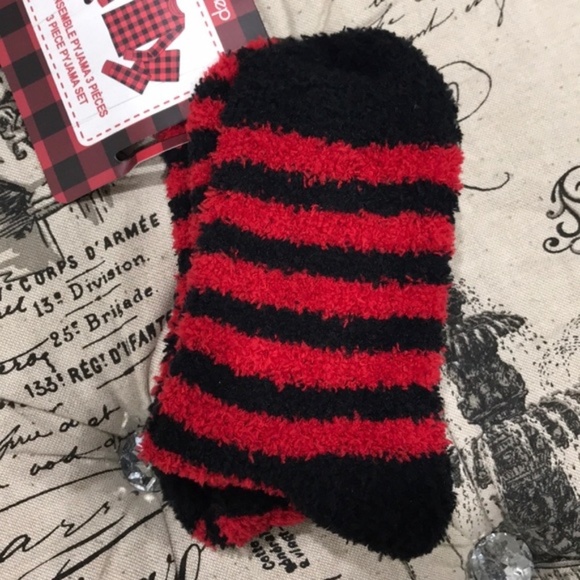 Kids Sleep Nation 3-Piece Polar Bear Pyjamas - Picture 5 of 7